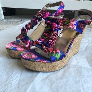 Floral Wedges!